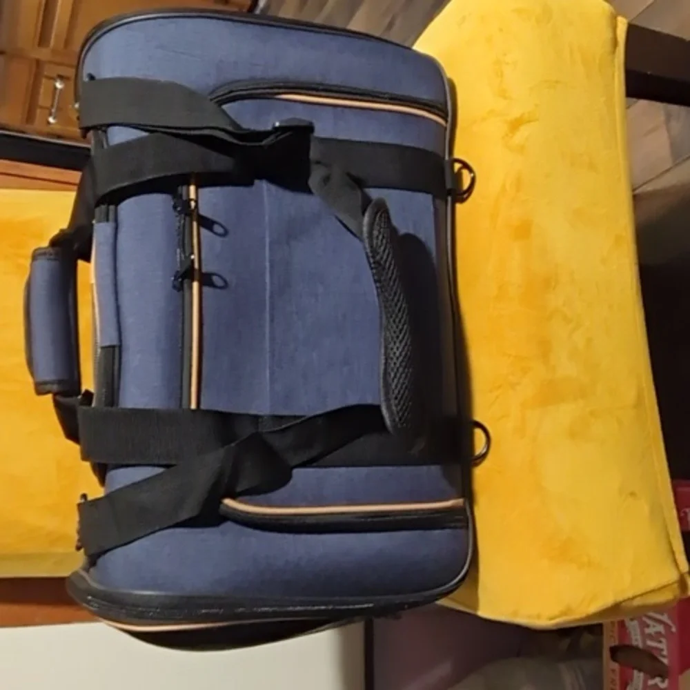 IOKHEIRA Airline Friendly Pet Carrier Small Blue And Black Expendable